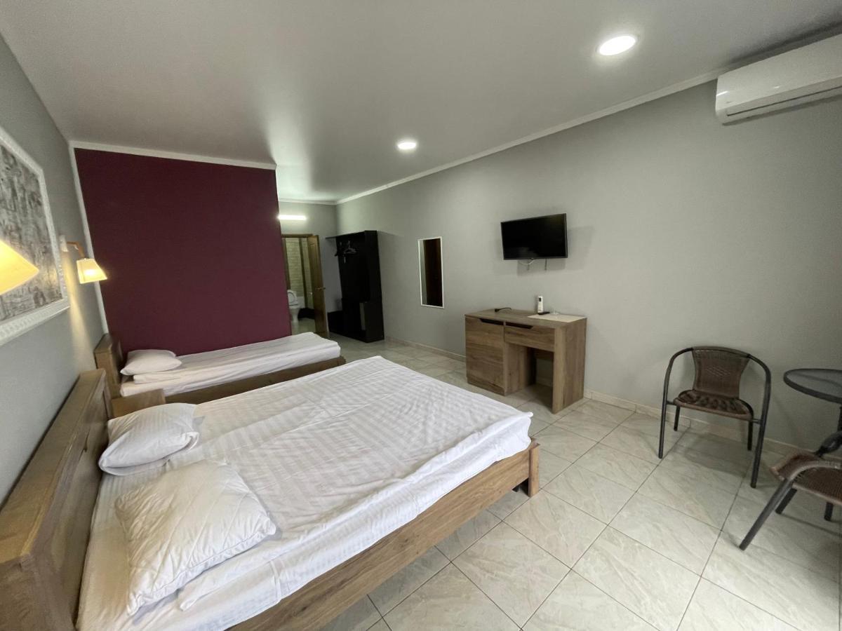 Astan Hotel Gagra Exterior photo