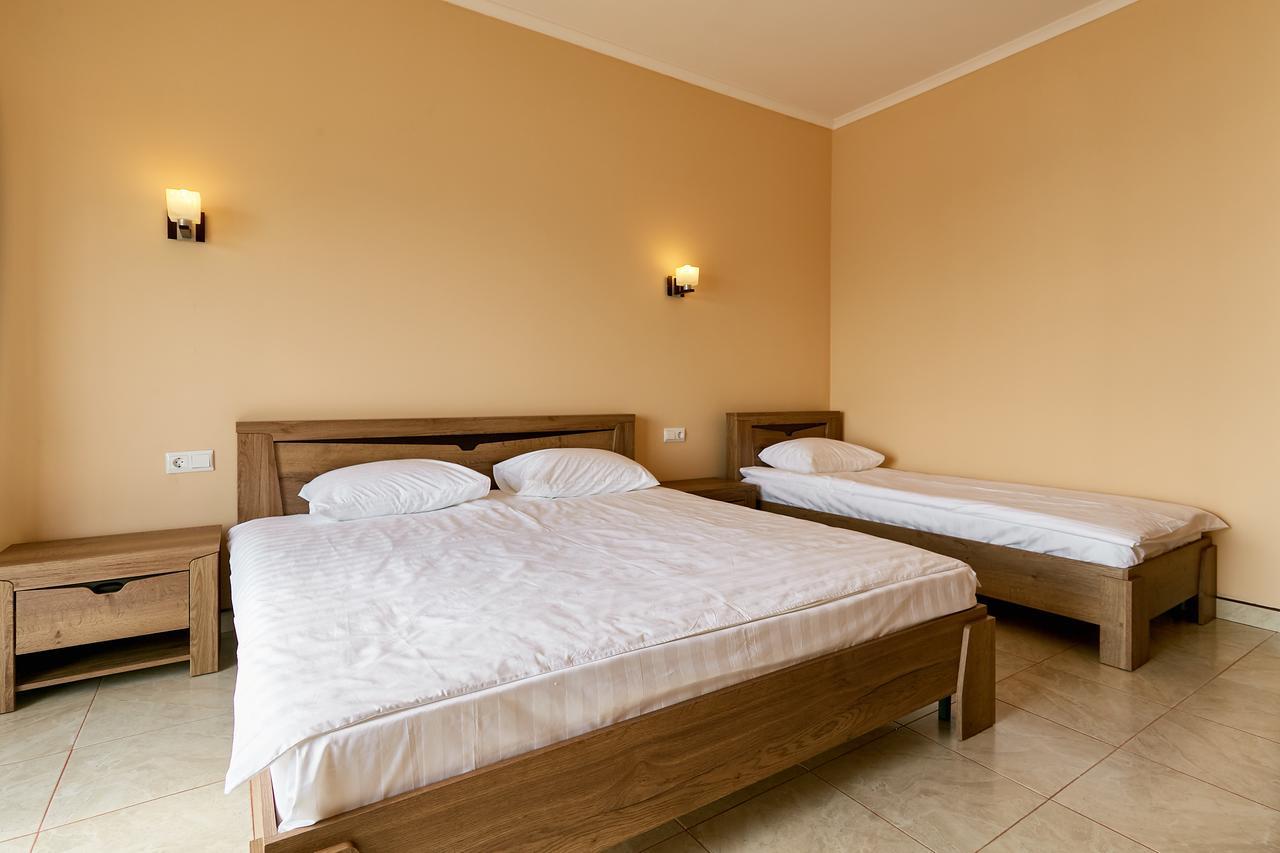 Astan Hotel Gagra Exterior photo